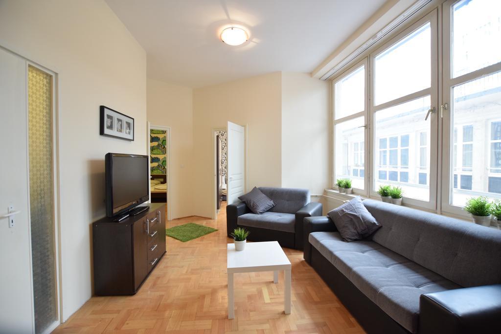 Apartamento Budget Apartment by Hi5 - Fehérhajó *